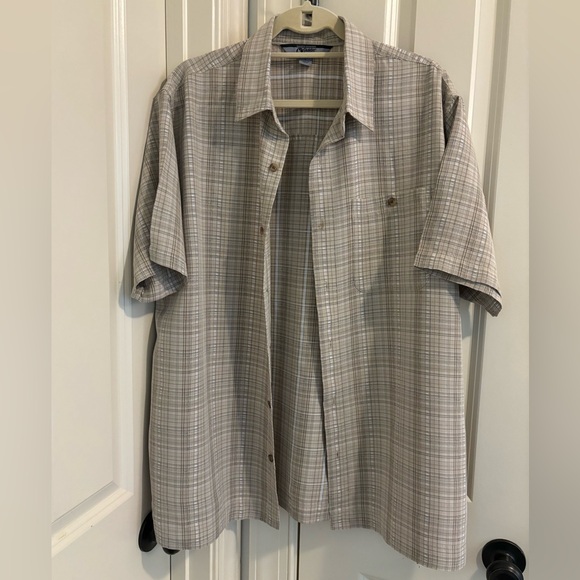 Gander Mountain Other - Gander Mountain Men’s Shirt - Size L - color is Brown & Beige - worn a few times